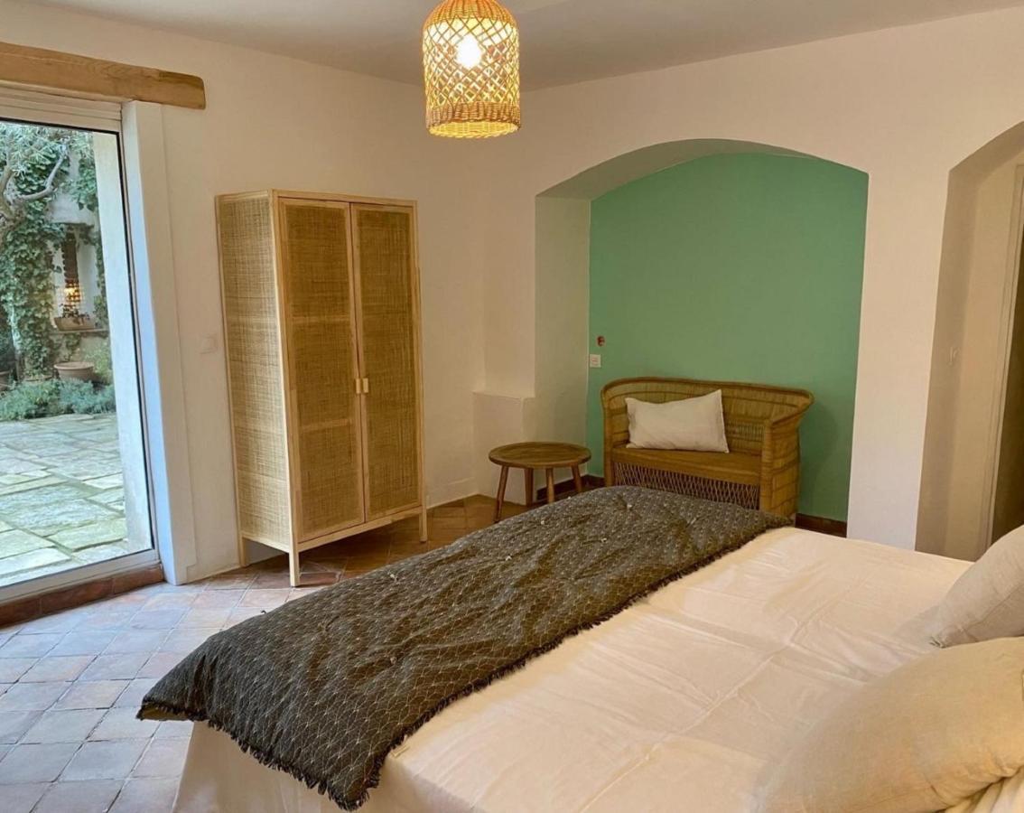 La Maison Des Autres, Piscine Chauffee, Chambres D'Hotes Proches Uzes, Nimes, Pont Du Gard Saint-Genies-de-Malgoires Eksteriør bilde