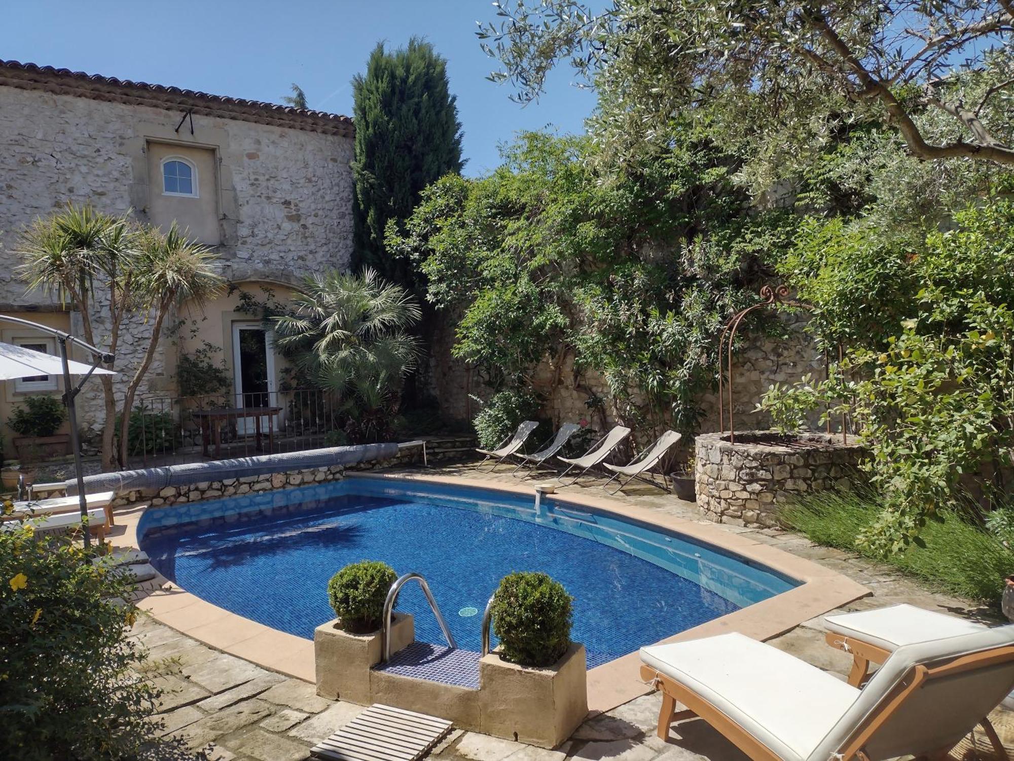 La Maison Des Autres, Piscine Chauffee, Chambres D'Hotes Proches Uzes, Nimes, Pont Du Gard Saint-Genies-de-Malgoires Eksteriør bilde